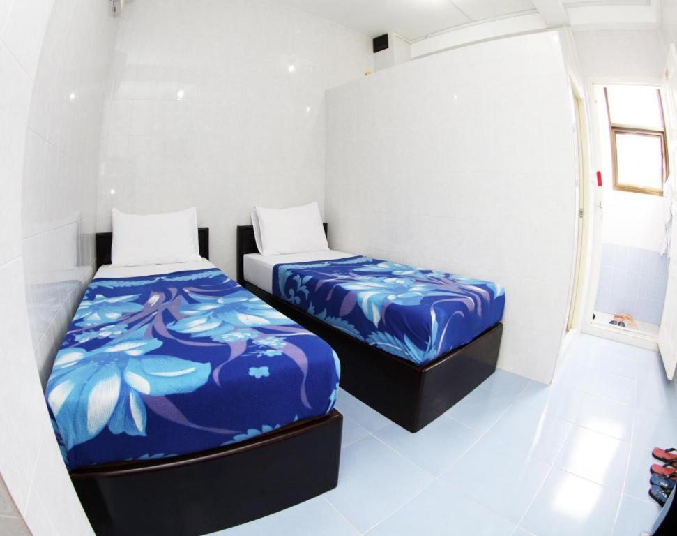 Penguin Hotel *